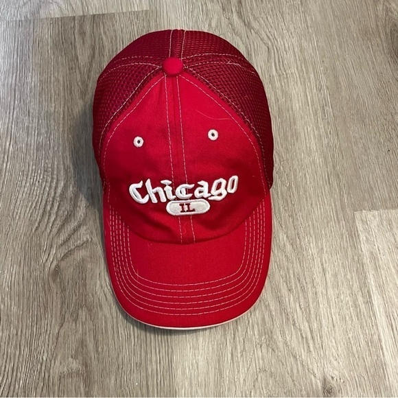 Men's Tyvis Chicago Illinois Windy City Red & White Baseball Hat - Picture 4 of 12